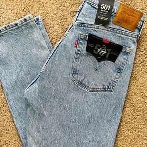 Levi's women’s Light Blue Jeans